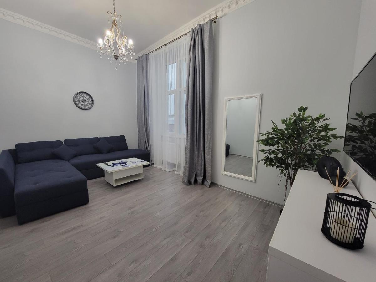 Warm & Cozy Apartment In The Heart Of Historical إلفيف المظهر الخارجي الصورة